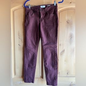 Sonoma size 6 skinny jeans pretty wine/burgundy color